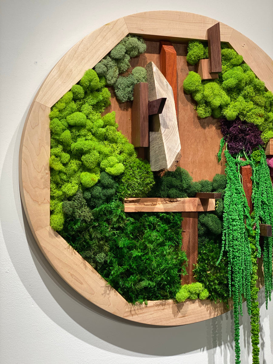"To nature, I aspire" Circular Collage Custom Moss Frame